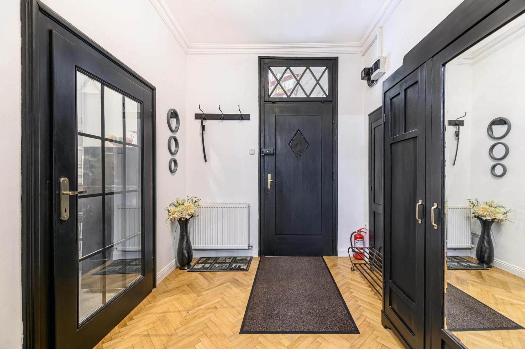 Colins Place Brasov